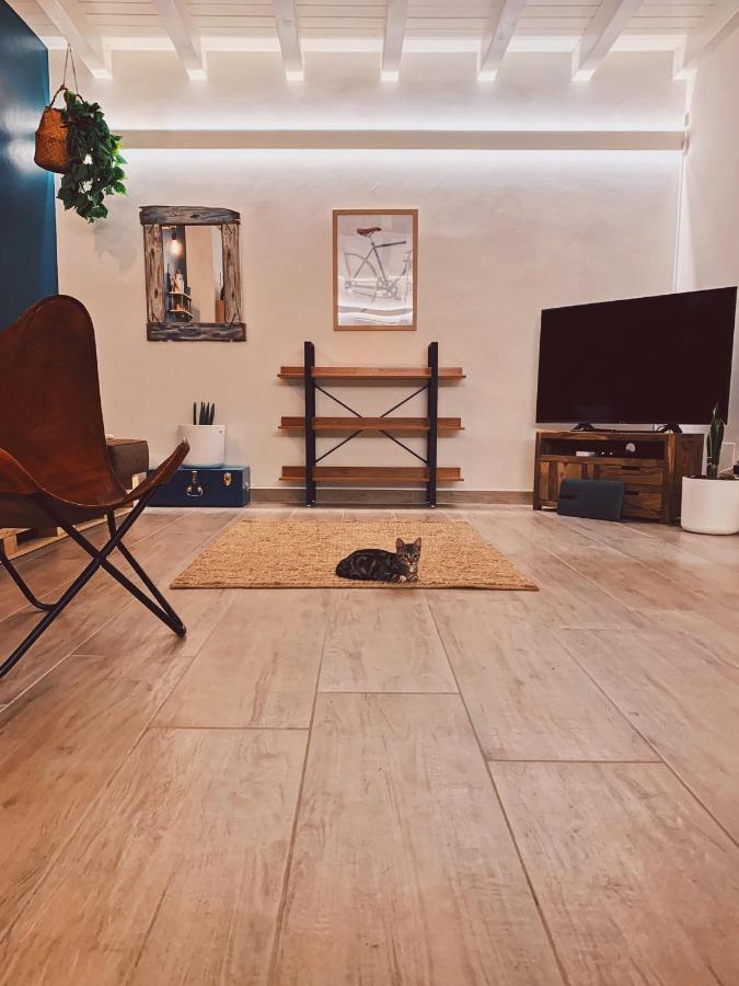 Apartment Charme And Relax With Garden And Swimming Pool Desenzano del Garda Kültér fotó